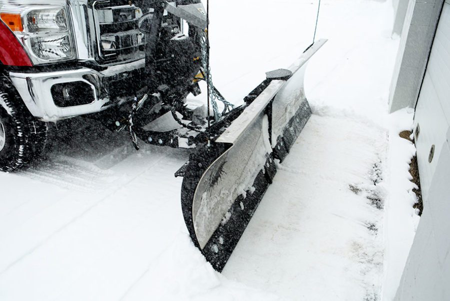 snow-and-ice-snow-plows-commercial-plows-fisher-xtreme-V-4