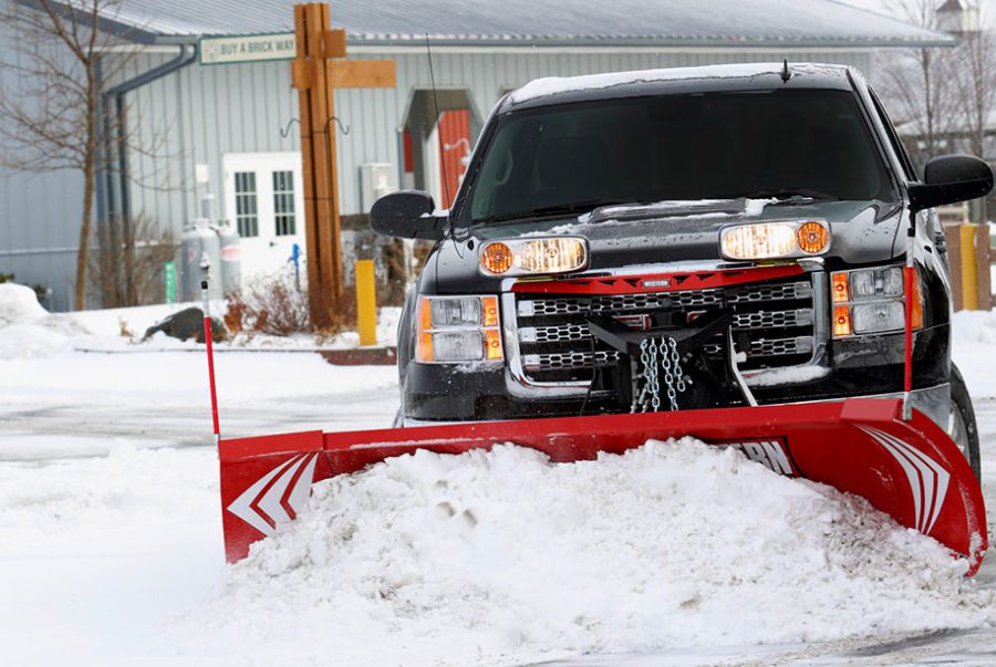 snow-and-ice-snow-plows-commercial-plows-western-wideout-12