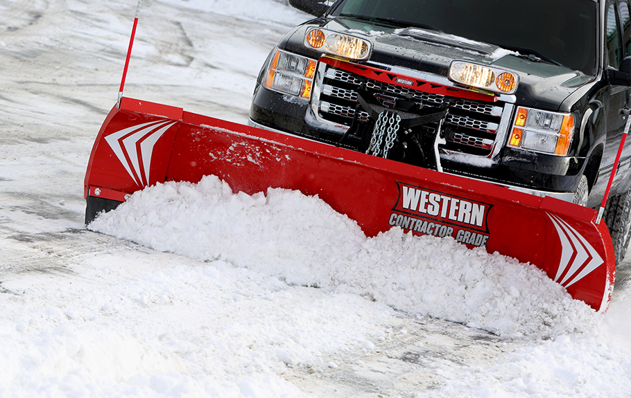 snow-and-ice-snow-plows-commercial-plows-western-wideout-1