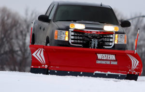 snow-and-ice-snow-plows-commercial-plows-western-wideout-2