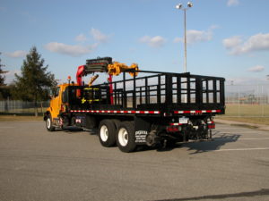 fleet-and-municipal-railroad-24-ft-rack-truck-with-crane-3