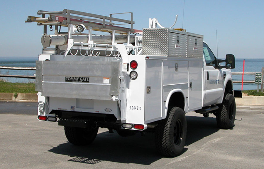fleet-and-municipal-service-and-utility-dejana-utility-beach-truck-3