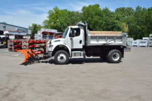 fleet-and-municipal-dump-bodies-dejana-yard-crysteel-dump-truck-with-plow-5