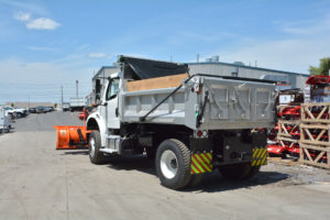 fleet-and-municipal-dump-bodies-dejana-yard-crysteel-dump-truck-with-plow-7