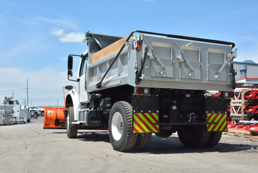 fleet-and-municipal-dump-bodies-dejana-yard-crysteel-dump-truck-with-plow-8