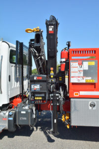 fleet-and-municipal-platform-and-stake-dejana-18-ft-rack-truck-8
