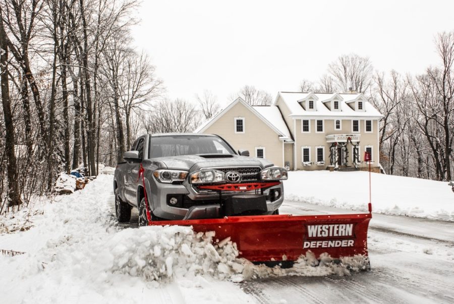 snow-and-ice-snow-plows-light-duty-plows-western-defender-5