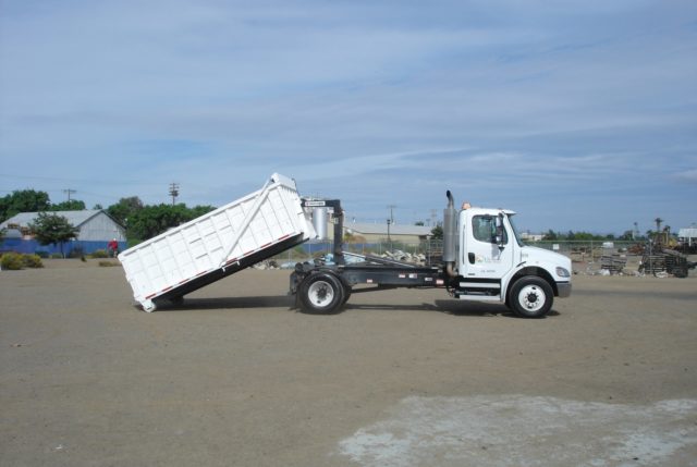 Swaploader 100 Series - Dejana Truck & Utility Equipment