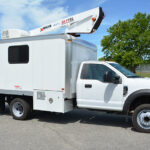 fleet-and-municipal-cargo-and-van-dejana-durabox-bucket-truck-2