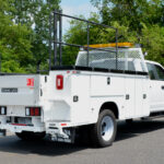 fleet-and-municipal-service-and-utility-dejana-11ft-sign-truck-2