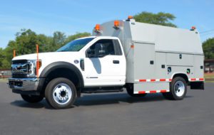 fleet-and-municipal-service-and-utility-11ft-water-main-repair-truck-1